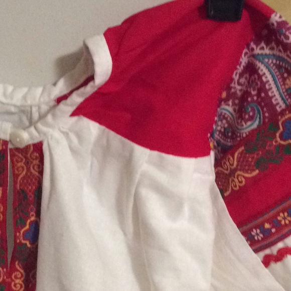 Cotton embroidered peasant shirt size 6-7 - Picture 6 of 8